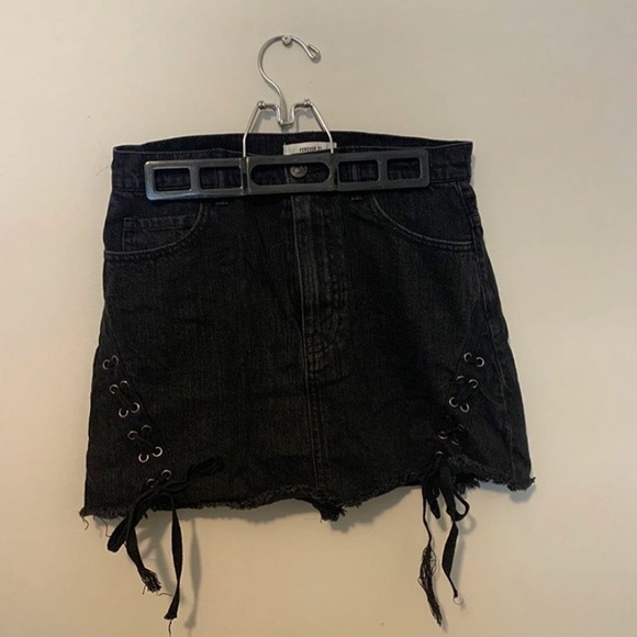 Forever 21 Black Jean Skirt - Picture 1 of 1